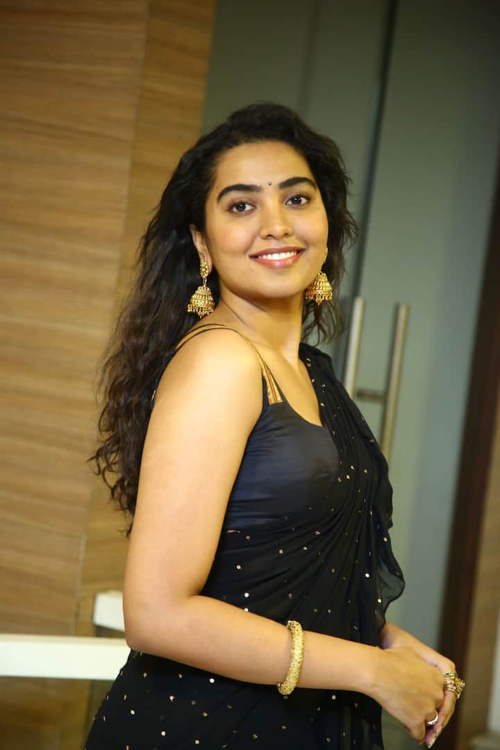 శివాత్మిక రాజశేఖర్ లేటెస్ట్ ఫొటోలు