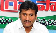 Protest Against MLA Prakash Reddy: ఓట్ల కోసం చాలా చెప్పారు.. ఒక్కటీ చెయ్యలేదు | ABP Desam