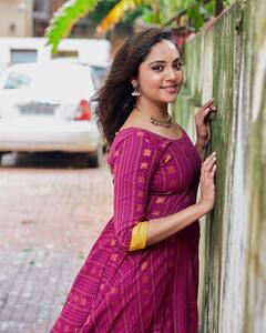 Actress Smruthi venkat : என்ன விலை கொடுக்கலாம் இந்த பேரழகுக்கு... ஸ்ம்ருதி வெங்கட் லேட்டஸ்ட் க்ளிக்ஸ்!