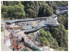 Vaishno Devi Yatra: माता वैष्णो देवी के पास Trikuta Hills के जंगलों में आग, बंद किया गया नया रूट