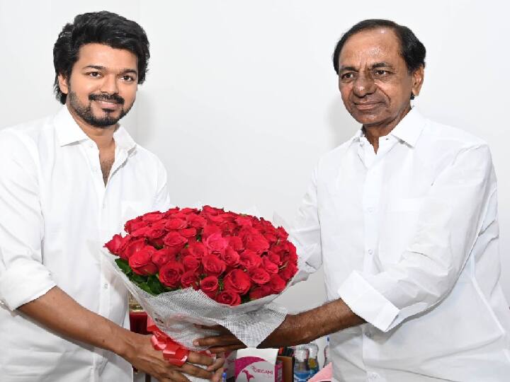 Actor Vijay Meets Telangana CM KC Chandrasekhar Rao at Pragati Bhavan Hyderabad Vijay Meets CM KCR: தெலங்கானா முதல்வர் சந்திரசேகரராவை சந்தித்த நடிகர் விஜய் - காரணம் இதுதான்?