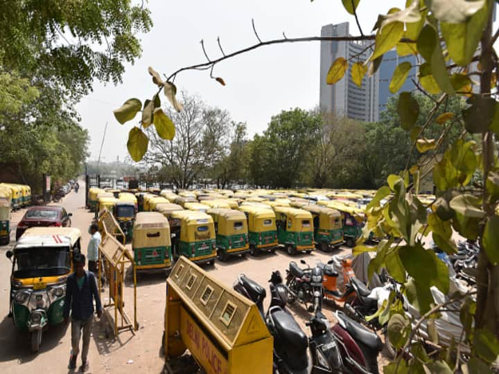 Delhi: Get Prepared To Pay More For Autos, Taxis As Committee Likely To Propose Hike, Says Report