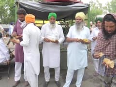 Punjab Farmer Protest: पंजाब सरकार के खिलाफ किसानों का प्रदर्शन, चंडीगढ़-मोहाली बॉर्डर पर पुलिस ने रोका, तस्वीरों में देखें आंदोलन