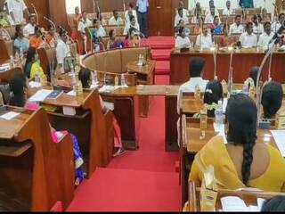 மதுரை மேயரை நேருக்கு நேராக குற்றம்சாட்டிய திமுக மண்டலத்தலைவர் - மாமன்ற கூட்டத்தில் பரபரப்பு