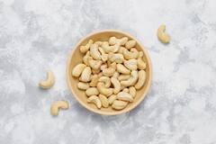 Soaked Cashew Benefits: गर्मियों में भिगोकर खाएं काजू, सेहत को मिलेंगे ढेरों फायदे