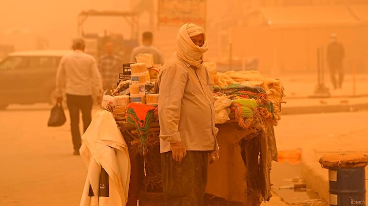 Sandstorm wreaks havoc, thousands hospitalized in Iraq, schools, colleges and offices closed ਰੇਤ ਦੇ ਤੂਫਾਨ ਨੇ ਮਚਾਇਆ ਕਹਿਰ, ਇਰਾਕ 'ਚ ਹਜ਼ਾਰਾਂ ਲੋਕ ਹਸਪਤਾਲ 'ਚ ਦਾਖਲ, ਸਕੂਲ-ਕਾਲਜ-ਦਫਤਰ ਬੰਦ