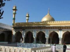 Maharashtra News: औरंगजेब के मकबरे की बढ़ाई गई सुरक्षा, मनसे नेता ने दिया था बयान