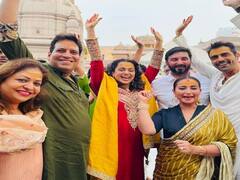 Dhakad: काशी विश्वनाथ मंदिर पहुंचीं कंगना रनौत, लगाए हर हर महादेव के जयकारे
