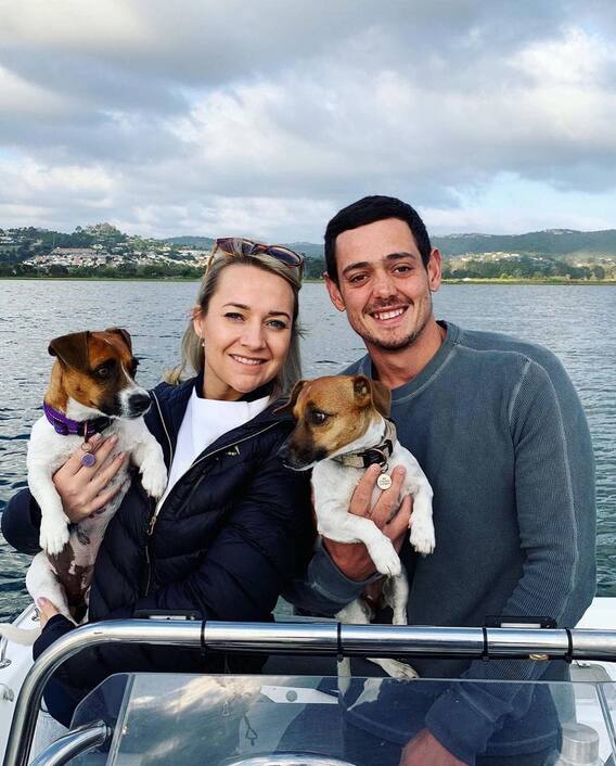 Quinton de Kock Wife: किसी अप्सरा से कम नहीं हैं डिकॉक की वाइफ, लखनऊ के खिलाफ शतक पर ऐसे मनाया जश्न