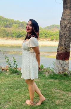 Anasuya pics: மாடர்ன் டிரஸ்ஸில் கிளாமரில் கலக்கும் நடிகை அனுசுயா போட்டோஸ்..!