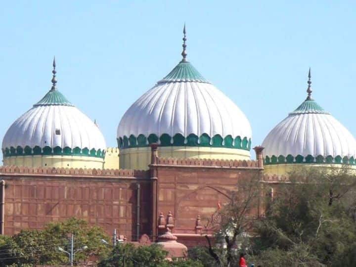 Krishna Janmabhoomi Case Mathura district court allows hearing lawsuit in lower court over removal Shahi Idgah Masjid Krishna Janmabhoomi Case: Mathura Court Allows Petition Seeking Removal Of Shahi Idgah Mosque