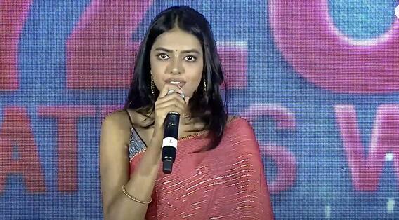 Actress Shivani About her Parents: అమ్మ నాన్నలపై శివాని కామెంట్స్..శివాత్మిక ఎమోషనల్|ABP Desam
