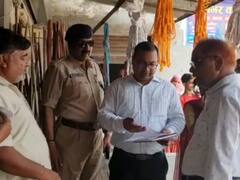 Kairana News: कैराना में अवैध वाहन स्टैंड पर कार्रवाई करने पहुंचा पुलिस-प्रशासन, मौके से भागे संचालक और ठेकेदार