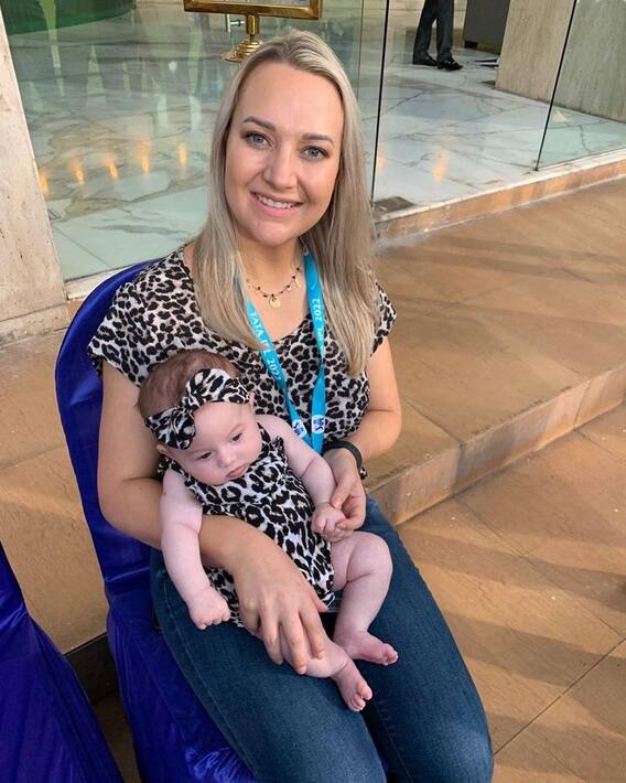 Quinton de Kock Wife: किसी अप्सरा से कम नहीं हैं डिकॉक की वाइफ, लखनऊ के खिलाफ शतक पर ऐसे मनाया जश्न