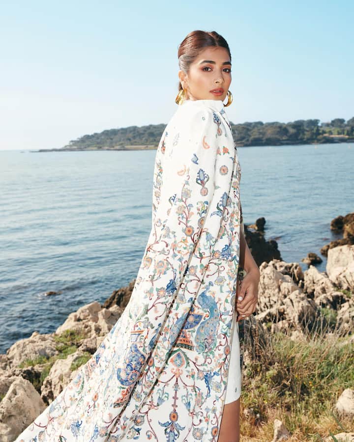 पूजा हेगडेचे हे फोटो कान्स फेस्टिवल दरम्यानचे आहेत. (PHOTO : @hegdepooja/Instagram)