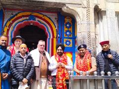 Chardham Yatra 2022: केदारनाथ धाम पहुंचे मुख्य सचिव एसएस संधू, श्रद्धालुओं की सुविधा के लिए अधिकारियों को दिए ये निर्देश