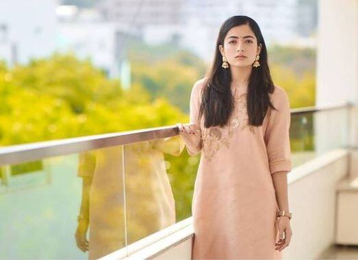 Rashmika Mandana: नेशनल क्रश रश्मिका मंदाना ने बॉयफ्रेंड से की थी सगाई, रो रो कर बिताती थीं रातें