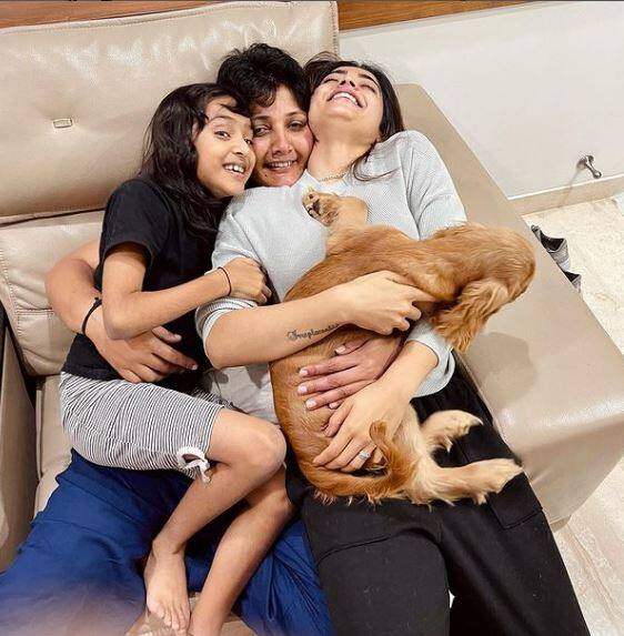 Rashmika Mandana: नेशनल क्रश रश्मिका मंदाना ने बॉयफ्रेंड से की थी सगाई, रो रो कर बिताती थीं रातें