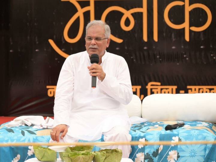 Chhattisgarh CM Bhupesh Baghel statement on Naxalites offer of peace talks in Sukma ANN Sukma News: सीएम भूपेश बघेल बोले- नक्सली भारतीय संविधान पर विश्वास करें, मैं उनसे बात करने को तैयार