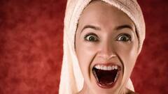 Dental Health: যে খাবারগুলি এড়িয়ে গেলেই সাদা ঝকঝকে দাঁত পাবেন