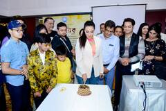 Rituparna Sengupta:  ‘আকরিক’-এর হাতে ধরে সিঙ্গল মাদার হতে চলেছেন ঋতুপর্ণা সেনগুপ্ত, তুঙ্গে জল্পনা