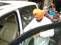 Road Rage Case: आज सरेंडर करेंगे Navjot Sidhu, SC ने सुनाई है एक साल की सजा