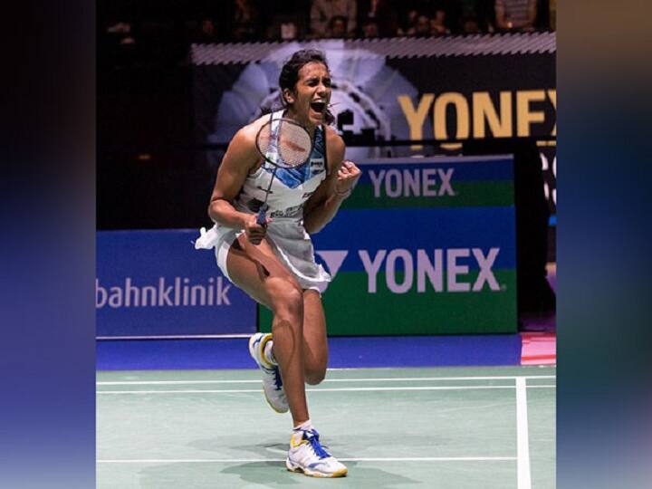 Thailand Open 2022 PV Sindhu storms into semi-finals, defeats Japan's Akane Yamaguchi Thailand Open 2022 : पीव्ही सिंधूची चमकदार कामगिरी, थायलंड ओपनच्या उपांत्य फेरीत धडक