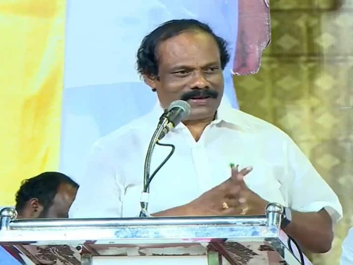 The future Prime Minister is MK Stalin's handmaiden - Dindigul I. Leoni speech ஓ.சியில் பொருட்கள் தருகிறோமா? அதை நீங்கள் சொல்லலாமா? -  திண்டுக்கல் ஐ. லியோனி