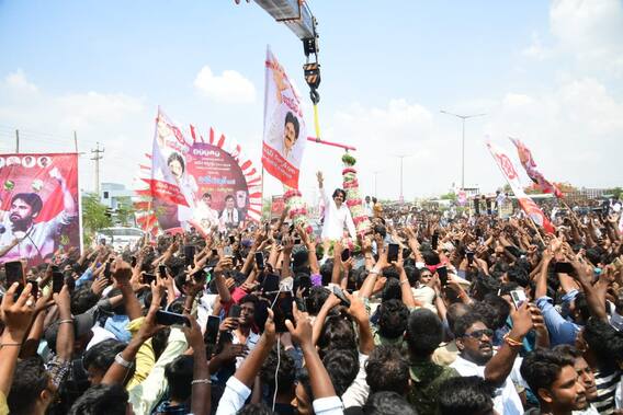 Pawan Kalyan Receives Grand Welcome: ఉమ్మడి నల్గొండ జిల్లాలో పవన్ కల్యాణ్ కు ఘనస్వాగతం | ABP Desam
