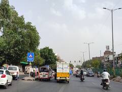 Delhi Weather: दिल्ली में बारिश के बाद मौसम हुआ सुहाना, अगले दो दिनों में और गिरेगा पारा