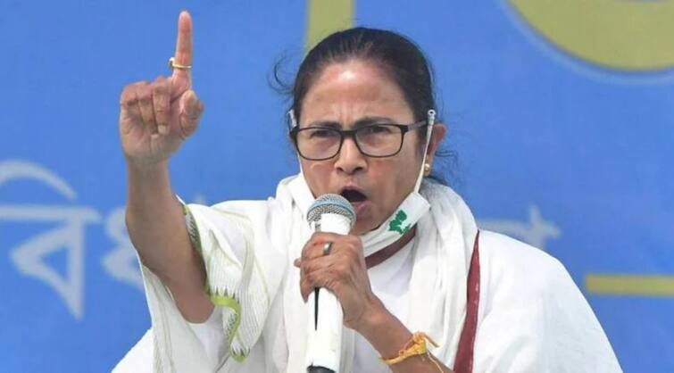 Mamata Banerjee accused central government to use central agency as a political tool, calls to give autonomy to central agency Mamata Banerjee: 'শুধু বেতন দেবে কেন্দ্র, স্বশাসন দিতে হবে কেন্দ্রীয় এজেন্সিকে', দাবি তুললেন মমতা