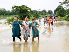 Assam Flood: પૂરને કારણે આસામમાં સ્થિતિ બેકાબૂ, લાખો અસરગ્રસ્ત, રેલવે સ્ટેશન કાટમાળમાં ફેરવાયું, જુઓ Pics
