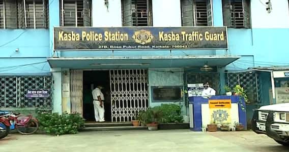 Kasba PS: কসবায় মত্ত বাইক চালকের হাতে আক্রান্ত ২ সিভিক ভলান্টিয়ার, গ্রেফতার অভিযুক্ত।Bangla News