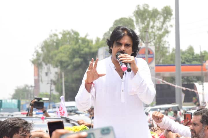 జనసేన అధ్యక్షుడు పవన్ కల్యాణ్ ఉమ్మడి నల్గొండ జిల్లాలో శుక్రవారం పర్యటిస్తున్నారు.