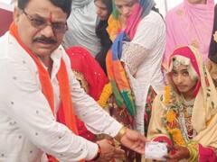 Sehore News: सामूहिक विवाह समारोह में 500 से अधिक जोड़े परिणय सूत्र में बंधे, 21 जोड़ों का हुआ निकाह