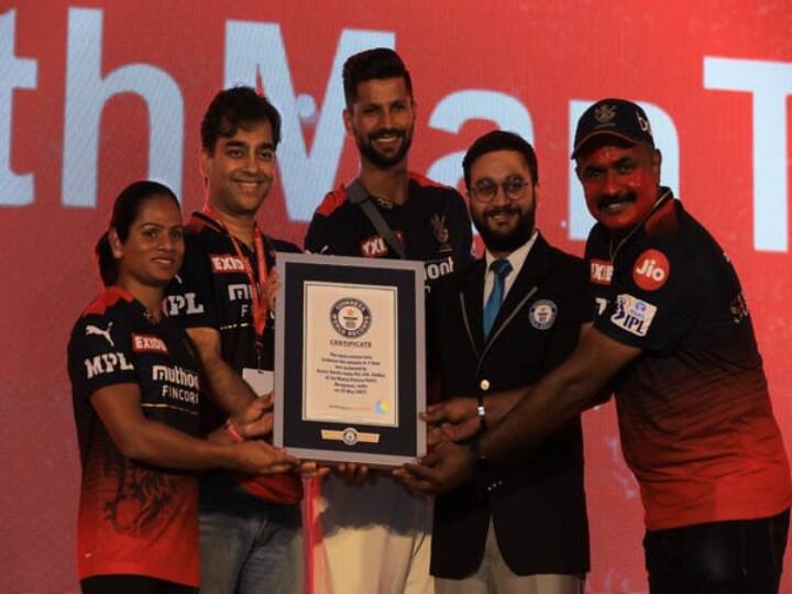 IPL 2022 RCB Fans Create World Record Guinness World Record For Maximum Runs Between Wickets In One Hour RCB Fans Create Guinness World Record For Maximum Runs Between Wickets In One Hour