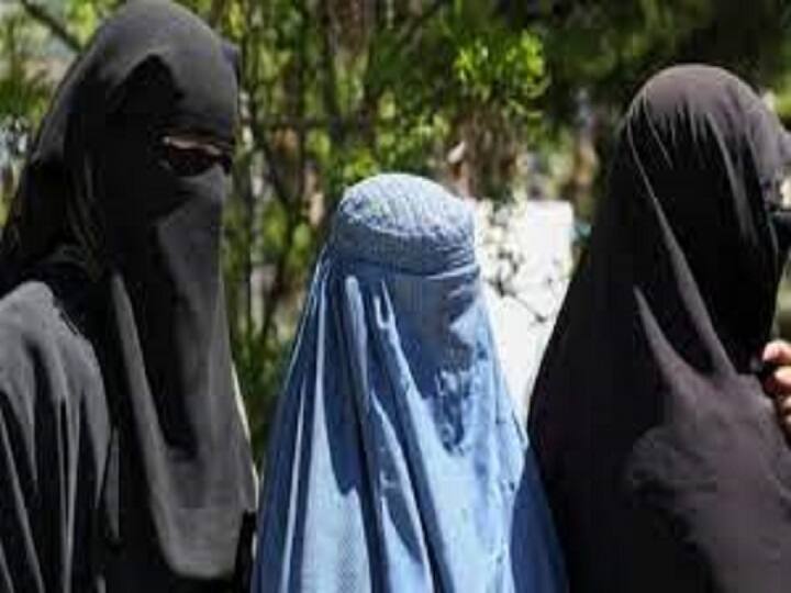 Taliban order female readers to cover face in Afghanistan ஆப்கனில் பெண் செய்தி வாசிப்பாளர்கள் முகத்தை மூட வேண்டும் - தாலிபான்கள் உத்தரவு