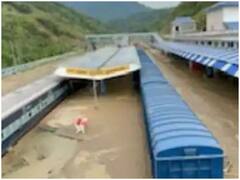 Trending News: असम में बाढ़ से हालात बेकाबू, रेलवे स्टेशन मलबे में तब्दील, खौफनाक है तस्वीरें