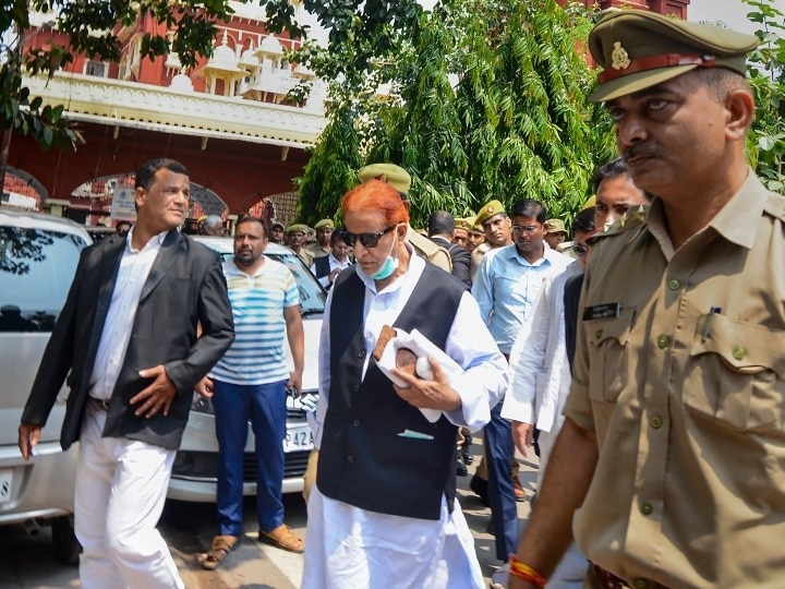 SP Leader Azam Khan Released From Jail In While After Gets Bail From  Supreme Court Release Order Received By Sitapur Jail | Azam Khan Bail: 27  महीने बाद जेल से रिहा हुए