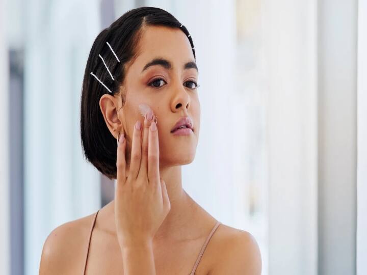 Skin Care Tips: 8 Summer Beauty Hacks For Sensitive Skin Skin Care Tips: கோடைக்காலத்தில் வறண்ட சருமத்தை பராமரிக்க சூப்பர் டிப்ஸ் உள்ளே!