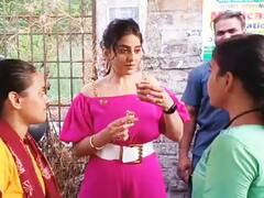 क्या हुआ जब पटना में ग्रेजुएट चायवाली की दुकान पर पहुंच गईं अक्षरा सिंह? दिल खोलकर दी एक कप चाय की कीमत