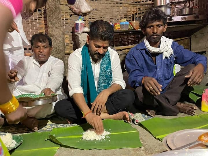 Rewanth Reddy was highly critical of KCR in Acharya Jayashankar's hometown. Revant Reddy : కేసిఆర్‌ను చెప్పులతో కొట్టుడే గద్దె దింపుడే - జయశంకర్ స్వగ్రామంలో రేవంత్ చాలెంజ్ !