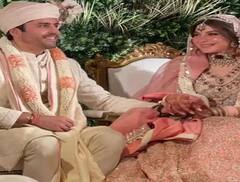 Kanika Kapoor Wedding Photos: લગ્નના બંધનમાં બંધાયા કનિકા કપૂર અને ગૌતમ, જુઓ લગ્નની તસવીરો