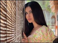 Mouni Roy: मौनी रॉय ने किया चौंकाने वाला खुलासा, कहा- आज भी जोकर को देखकर लगता है डर