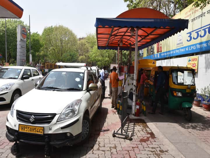 CNG Becomes Costlier By Rs 2 Per Kg In Delhi-NCR. Know Latest Rates
