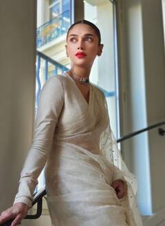 Cannes 2022: रेड कार्पेट पर सब्यसाची की साड़ी में नजर आईं अदिति राव हैदरी, सामने आई बेहद खूबसूरत तस्वीरें