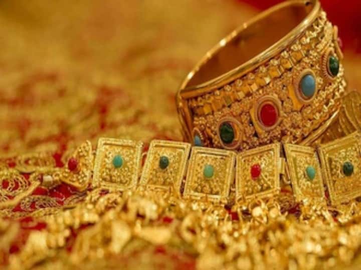 Gold silver price today 21th May 2022 know rates in your city andhra pradesh amaravati telangana hyderabad Gold Silver Price Today 21th May 2022 : బంగారం, వెండి ధరలు పైపైకి, ప్రధాన నగరాల్లో ఇవాళ్టి రేట్స్ ఇలా