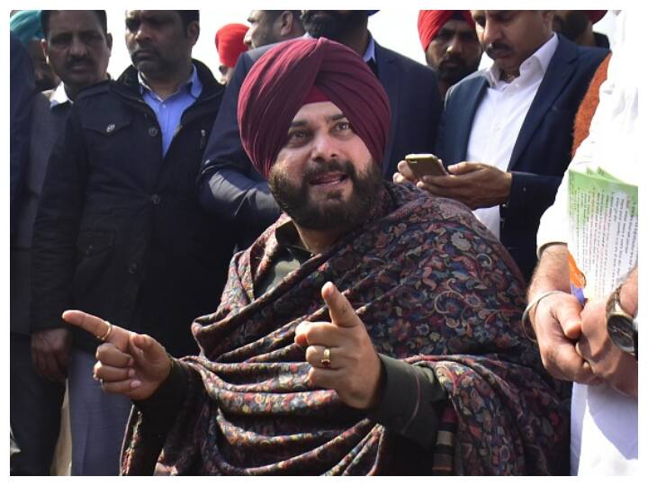 Sidhu Skipped Dinner On First Night At Patiala Jail, Lodged In Barrack No. 10 With 4 Prisoners Sidhu Skipped Dinner On First Night At Patiala Jail, Lodged In Barrack No. 10 With 4 Prisoners