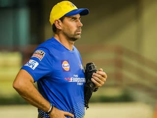 IPL 2022: चेन्नई सुपर किंग्स के प्रदर्शन से खुश नहीं हैं कोच फ्लेमिंग, इस सीजन के करीबी मैचों में भी हार गई टीम