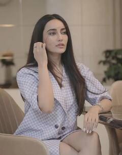 Surbhi Jyoti Photos:  બ્લેઝર પહેરી સુરભિ જ્યોતિએ જીત્યું દિલ, જુઓ તસવીરો